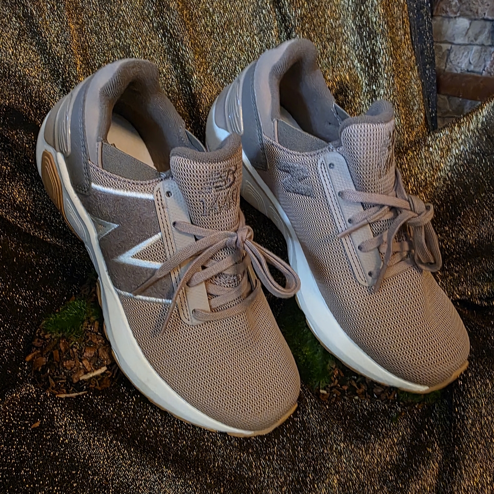New Balance Women's Fresh Foam 1440 Sz 7
